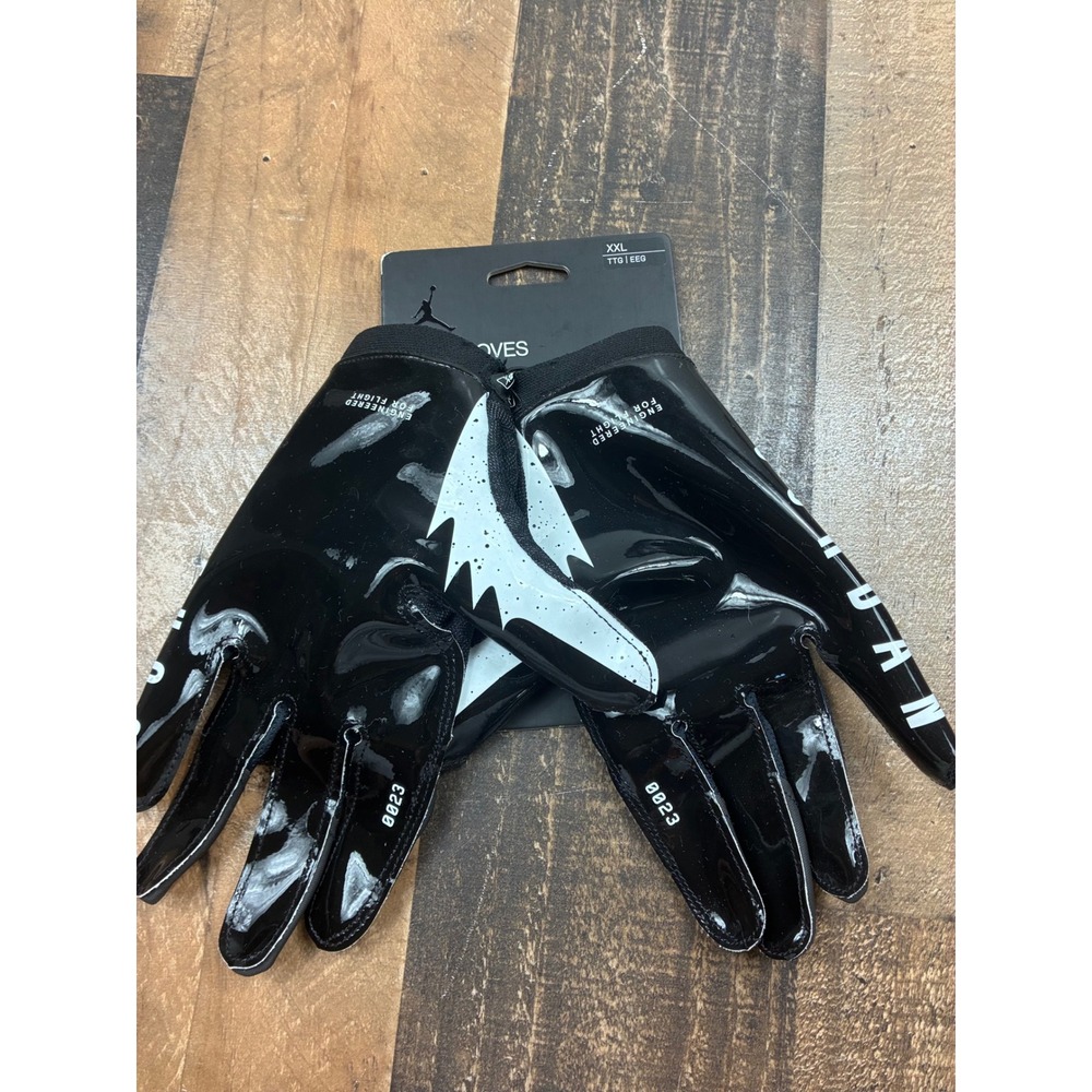 Jordan Knit Football Gloves Black White XXL NWT Engineered for Flight 0023